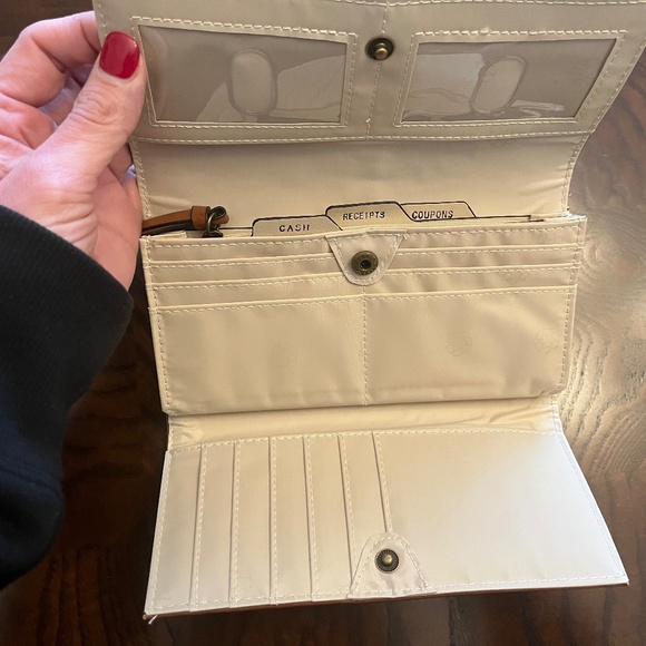 NWOT Women’s Tan Long Wallet by Guang Tong - Picture 8 of 9